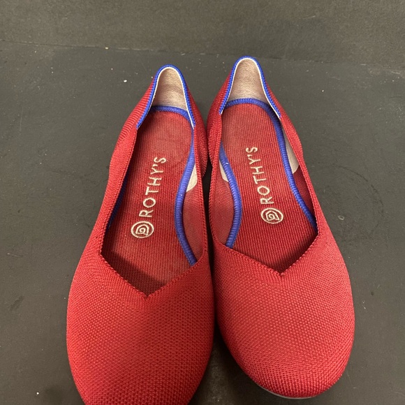 Rothy's Vibrant Red Flats with Blue Trim - Picture 5 of 10